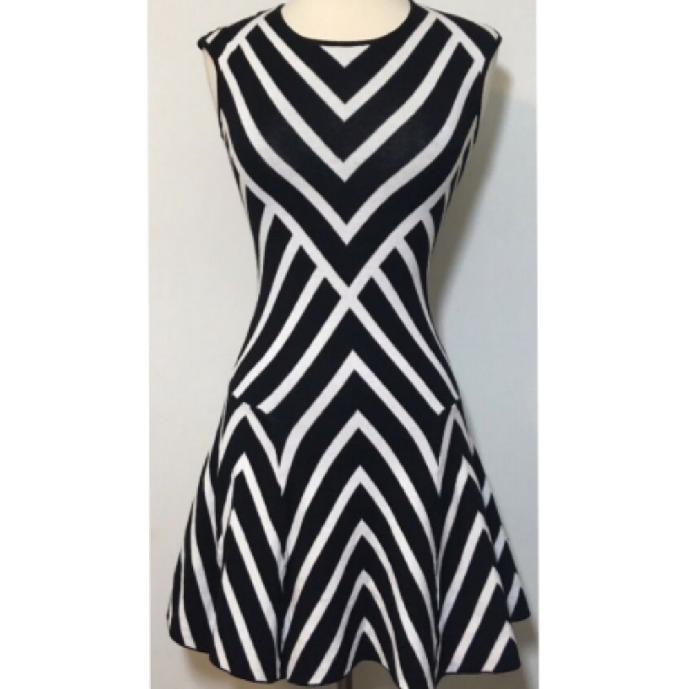 BANANA REPUBLIC DRESS